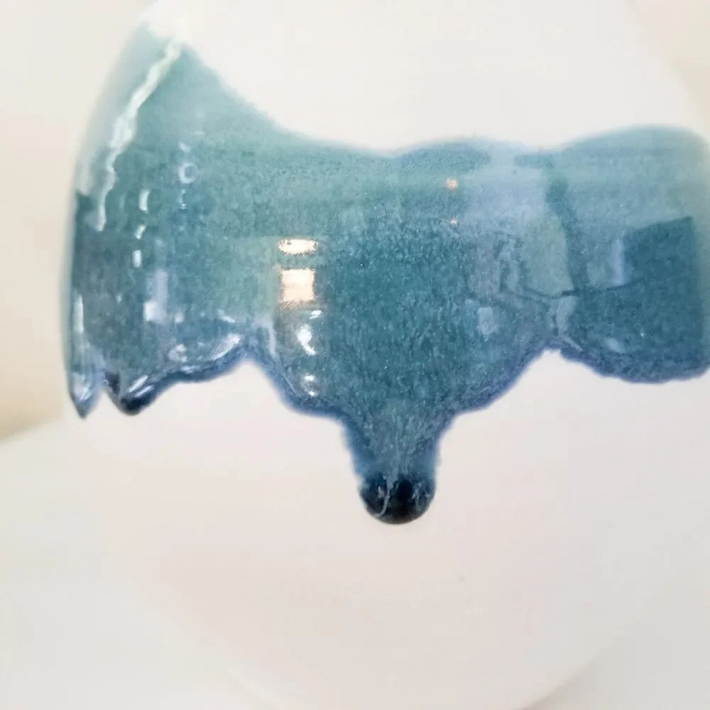 Vintage prispot porcelain drip glass vase